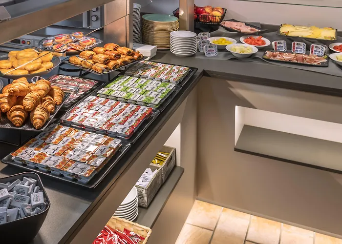 Ght Miratge - Only Adults 18 And Up Λορέτ Ντε Μαρ