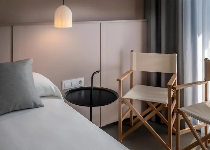 Otel Ght Miratge - Only Adults 18 And Up