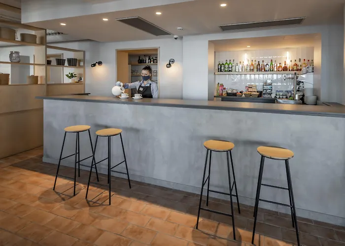 Ght Miratge - Only Adults 18 And Up 4*