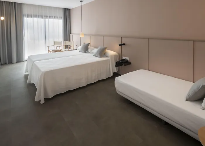 Szálloda Ght Miratge - Only Adults 18 And Up